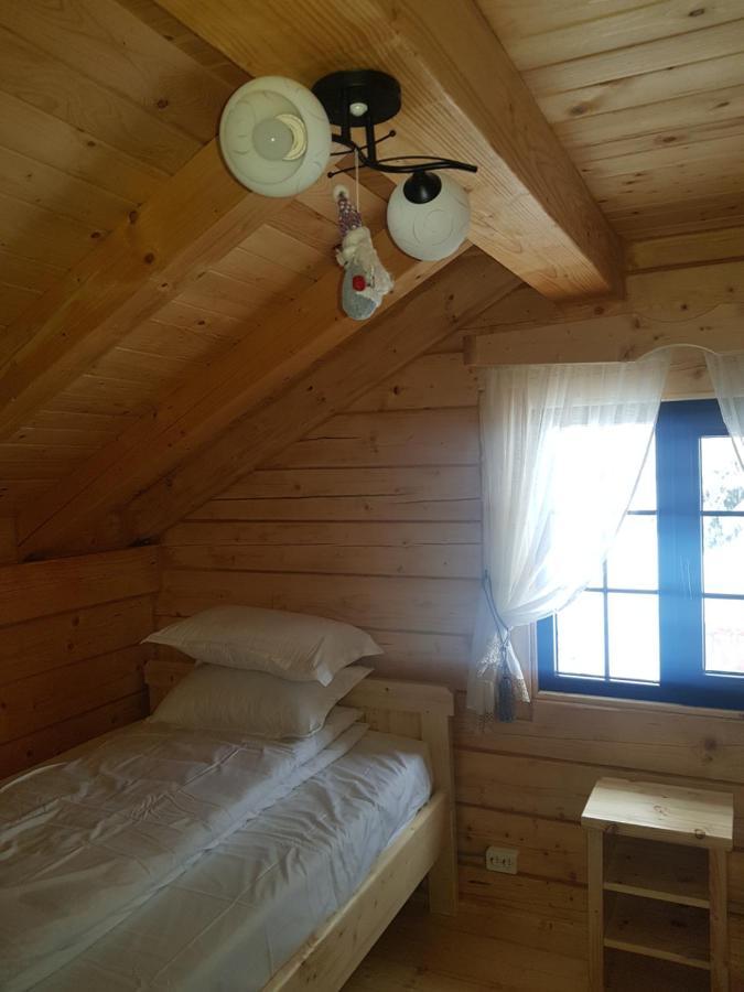 Tulean Cabin Sacel  ภายนอก รูปภาพ