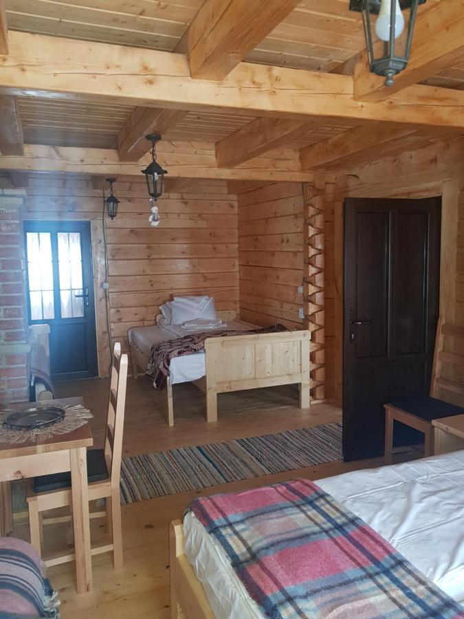 Tulean Cabin Sacel  ภายนอก รูปภาพ
