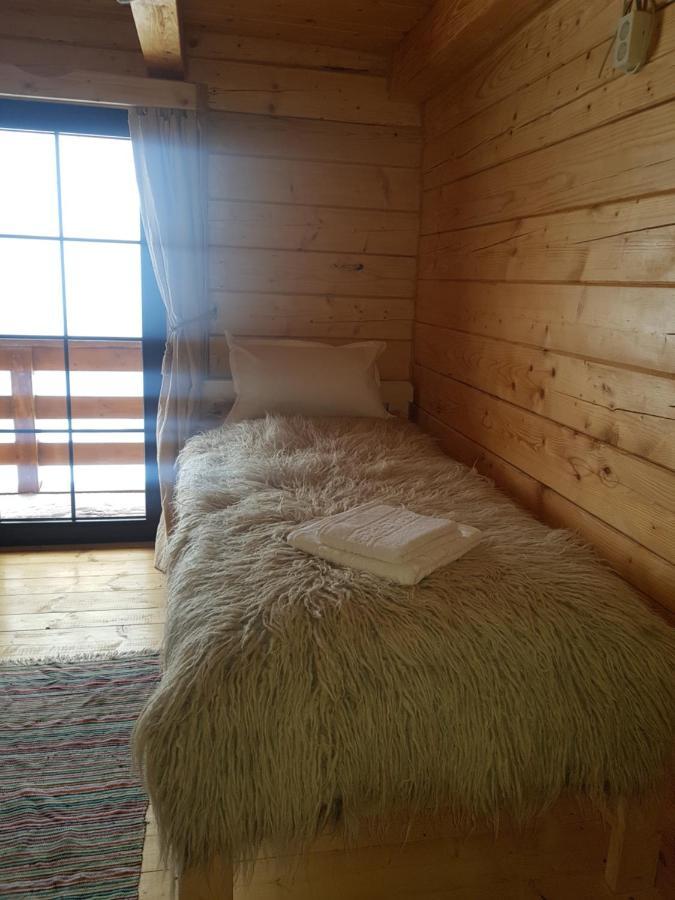 Tulean Cabin Sacel  ภายนอก รูปภาพ
