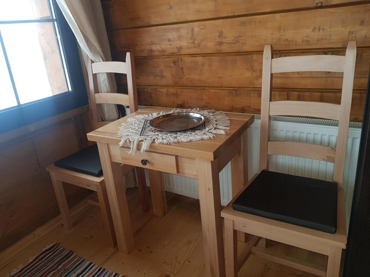 Tulean Cabin Sacel  ภายนอก รูปภาพ